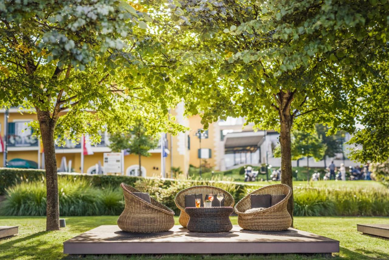 Falkensteiner Schlosshotel Velden - The Leading Hotels Of The World Velden am Wörthersee Exteriör bild The campus of the University of Hohenheim