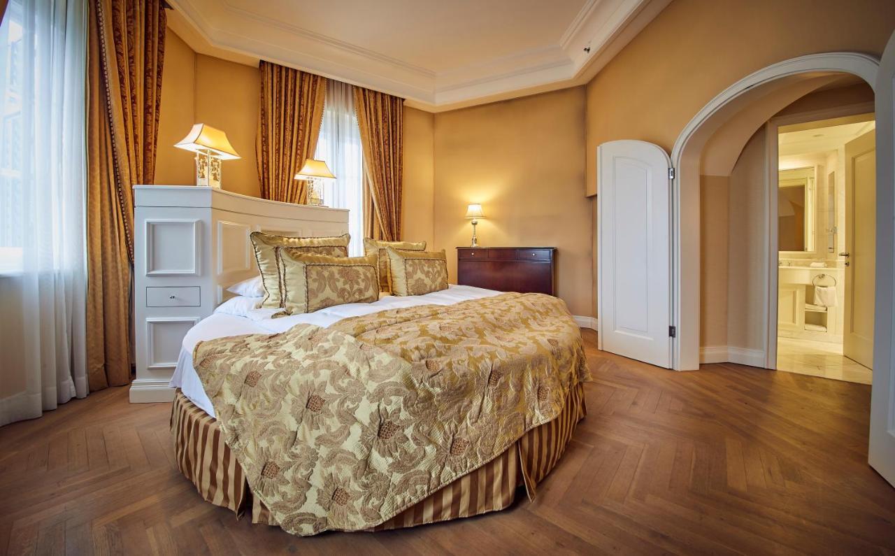 Falkensteiner Schlosshotel Velden - The Leading Hotels Of The World Velden am Wörthersee Rum bild