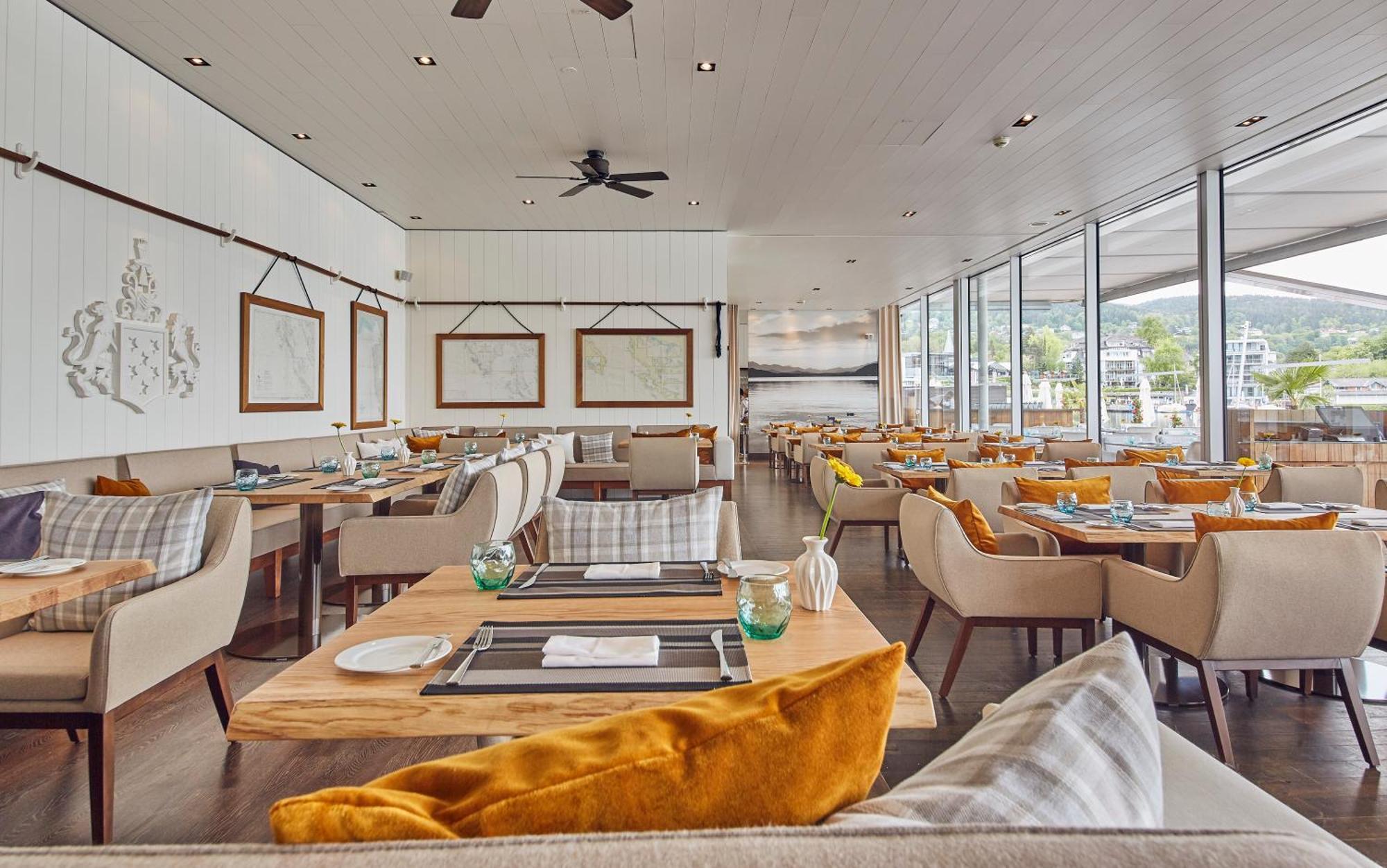 Falkensteiner Schlosshotel Velden - The Leading Hotels Of The World Velden am Wörthersee Exteriör bild Restaurant